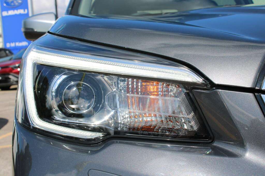 Subaru Forester Subaru Forester Xe Premium E-boxer Estate Grey #9