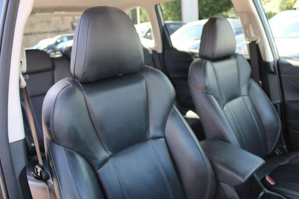 Subaru Forester Subaru Forester Xe Premium E-boxer Estate Grey #19