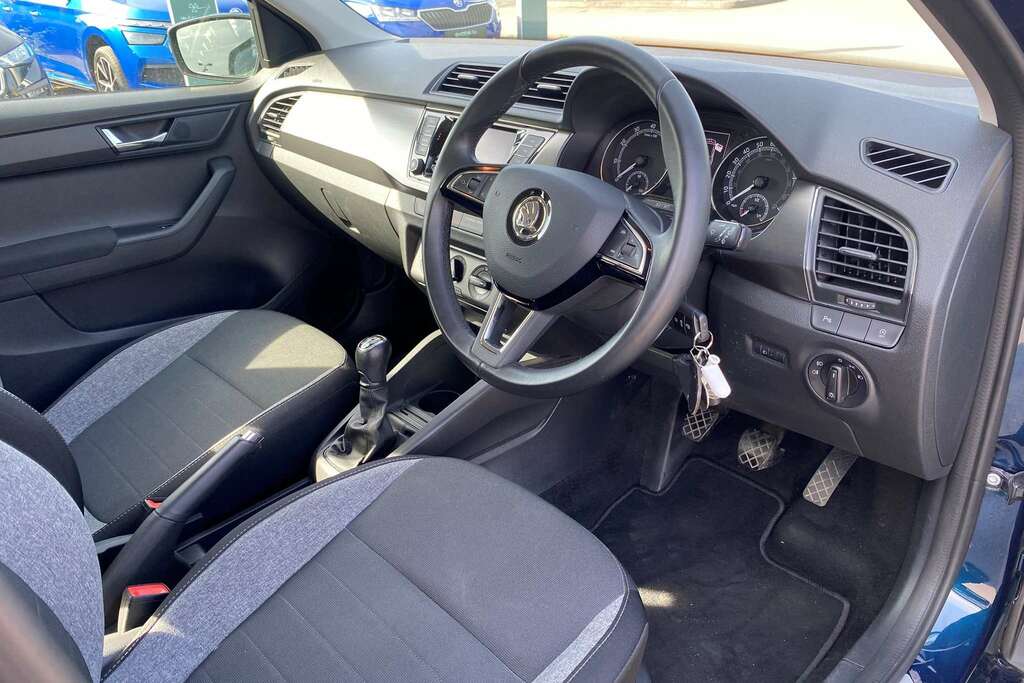Skoda Fabia 1.0 Mpi Se Drive Blue #6