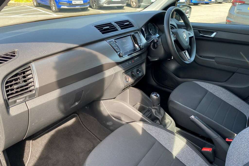 Skoda Fabia 1.0 Mpi Se Drive Blue #2
