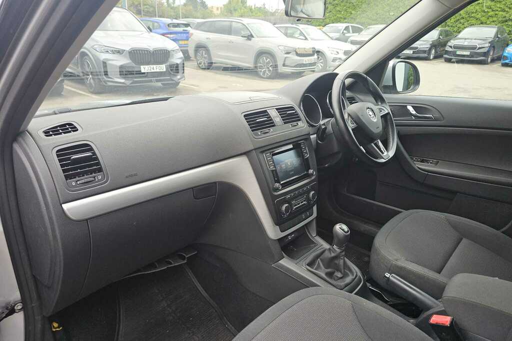 Skoda Yeti 1.2 Tsi Se Silver #2
