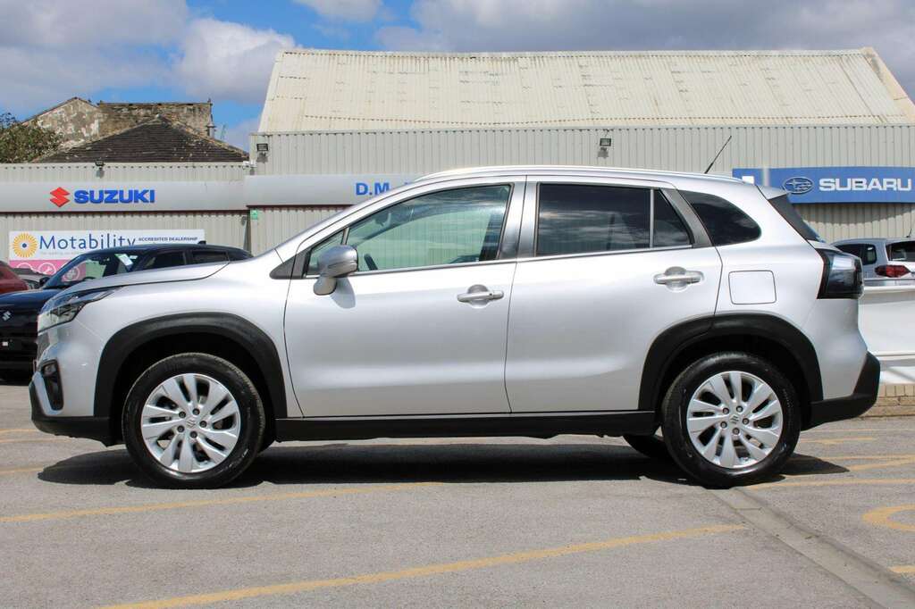 Suzuki S Cross 1.4 Boosterjet 48V Hybrid Motion Silver #3