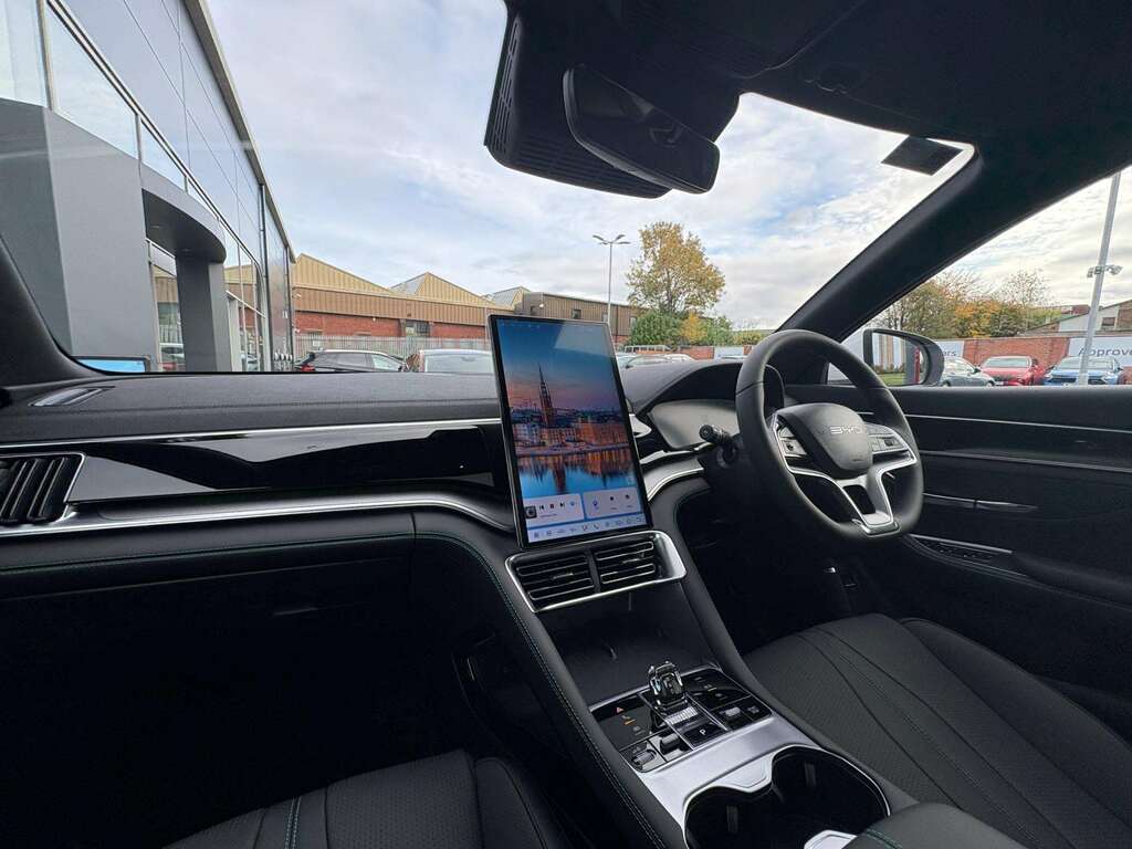Byd Seal U 1.5 Dm-i Comfort White #2