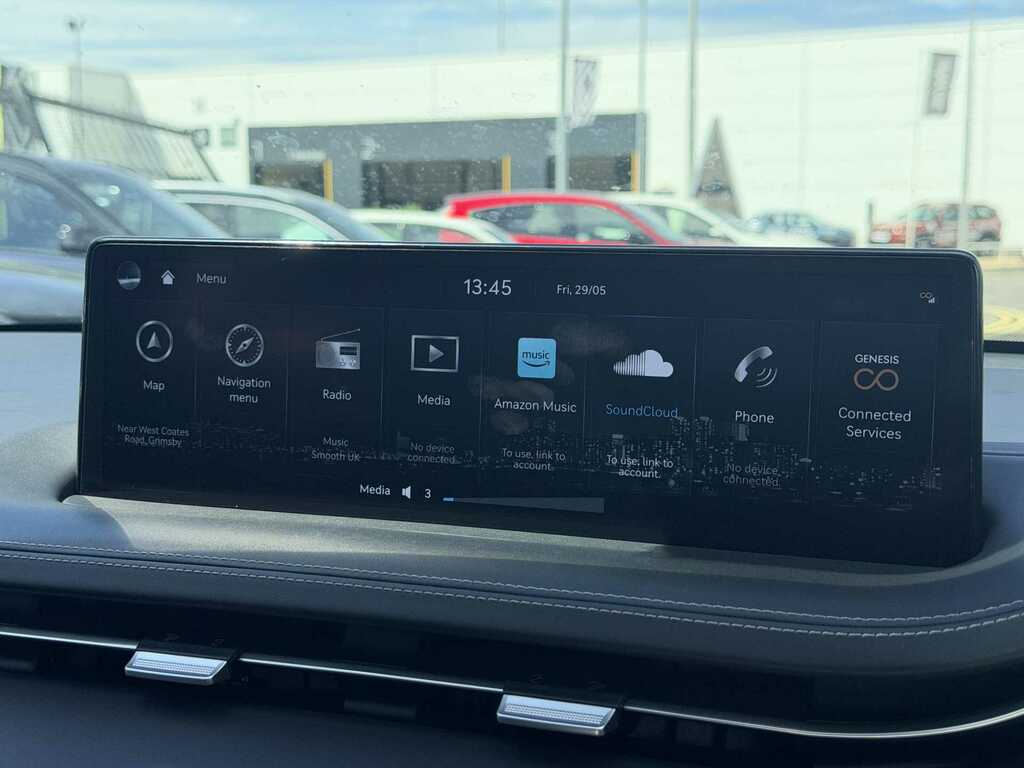 Genesis GV70 360Kw Sport 77Kwh Awd White #27