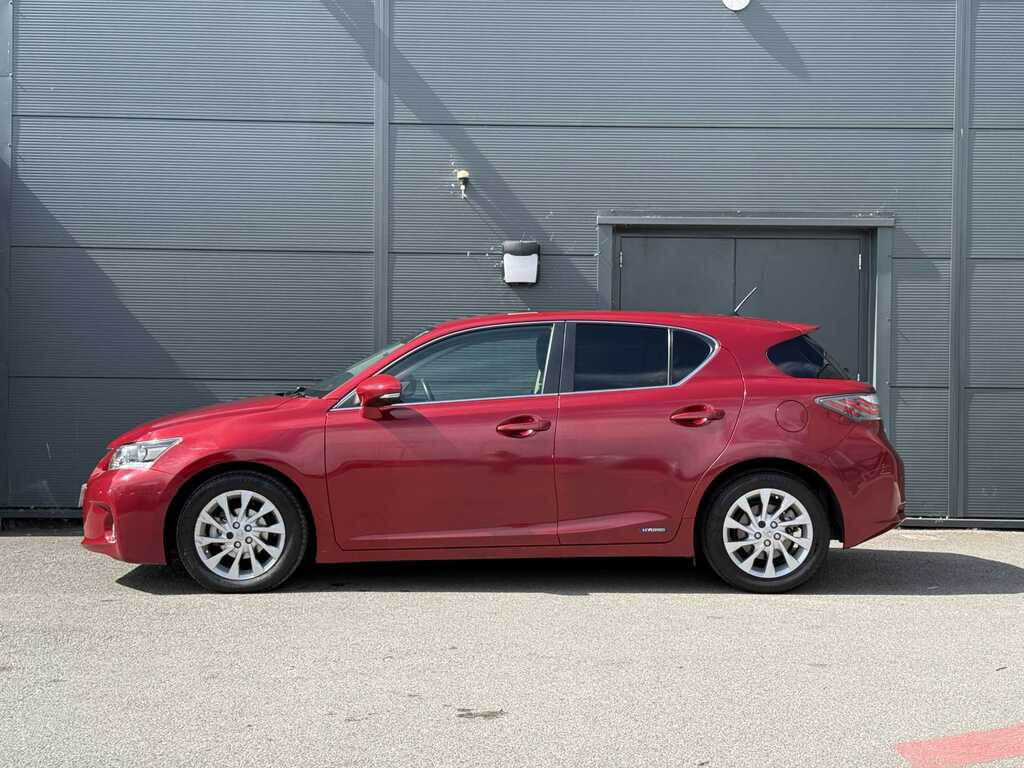 Lexus CT 200H 1.8 Se-i Cvt Red #4