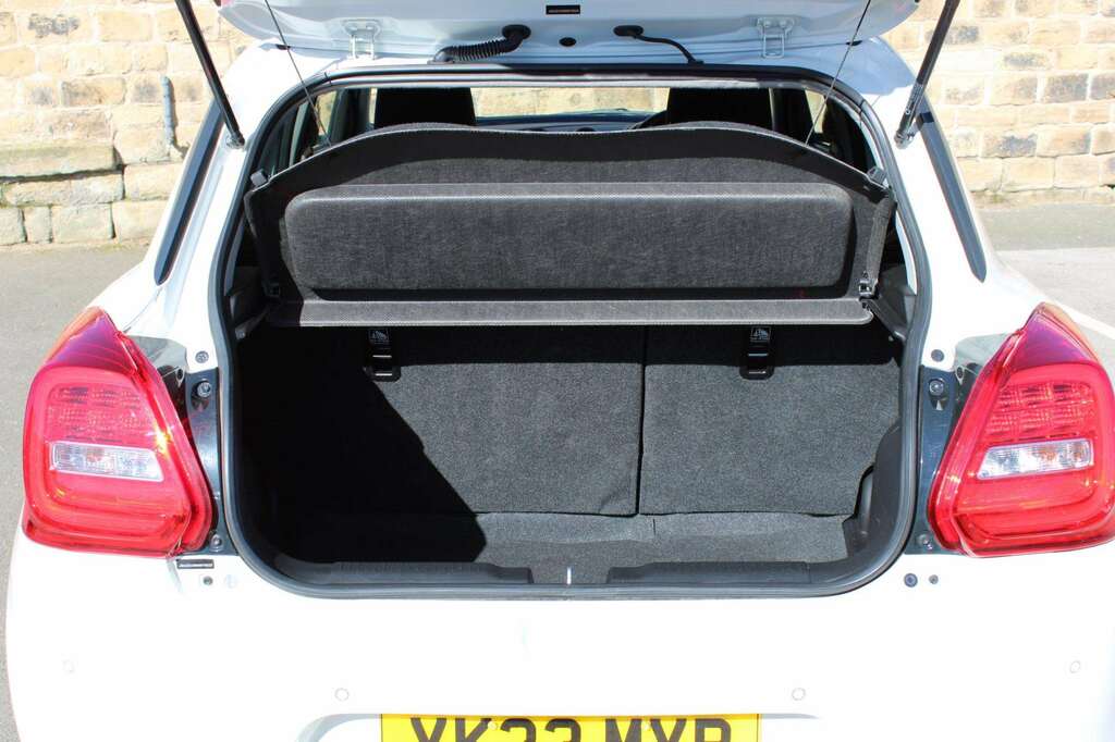 Suzuki Swift 1.2 Dualjet 83 12V Hybrid Sz5 White #6