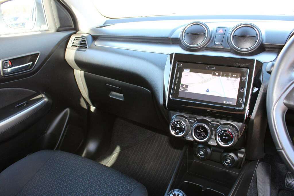 Suzuki Swift 1.4 Boosterjet Mhev Sport Red #18