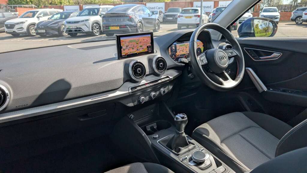 Audi Q2 30 Tfsi Sport Blue