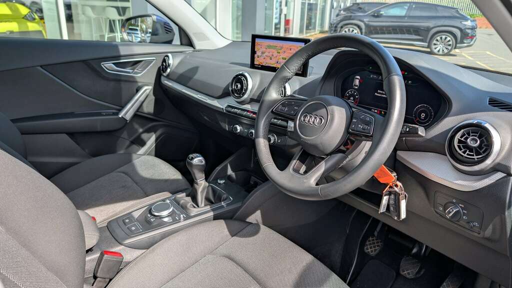 Audi Q2 30 Tfsi Sport Blue #3
