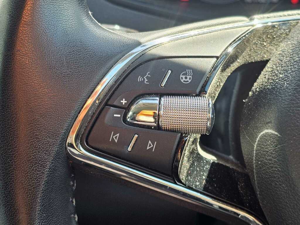 Skoda Karoq 1.0 Tsi 110 Se L YG72WXC Black #4