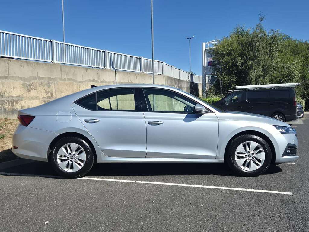 Skoda Octavia 1.0 Tsi Se Silver #5