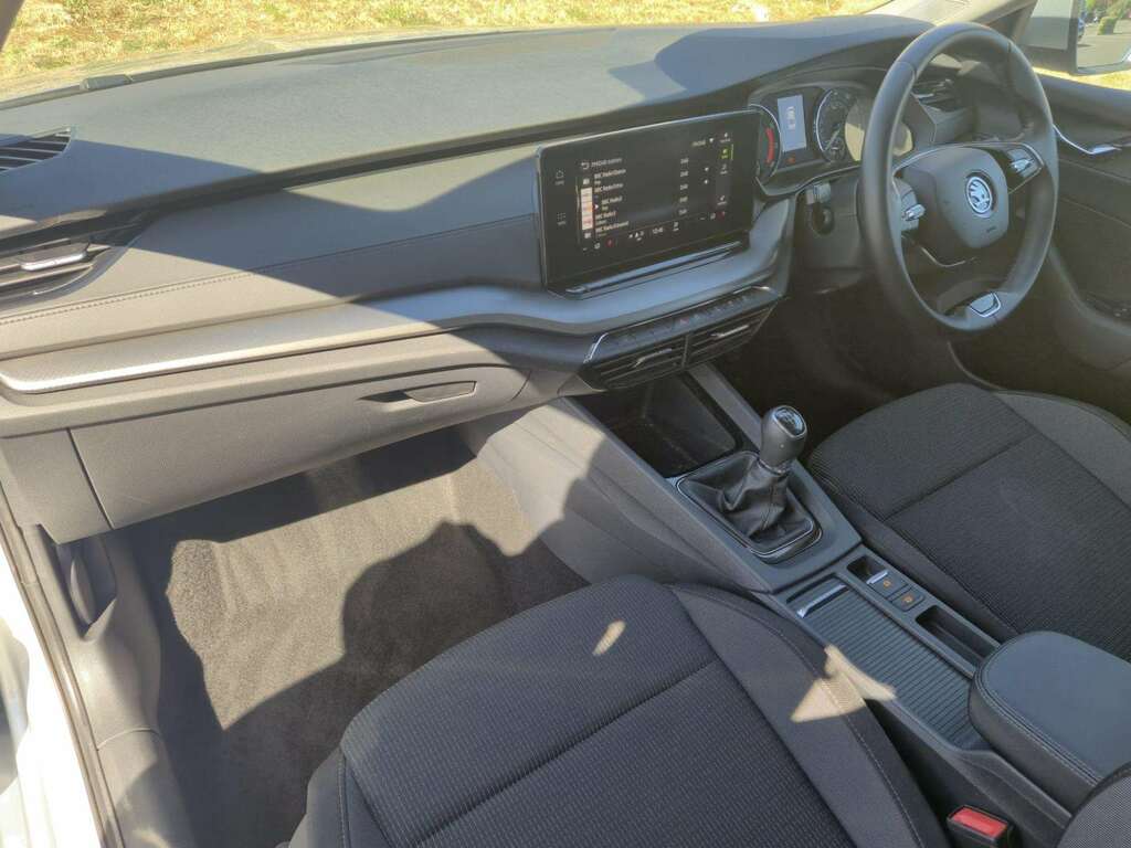 Skoda Octavia 1.0 Tsi Se Silver #2