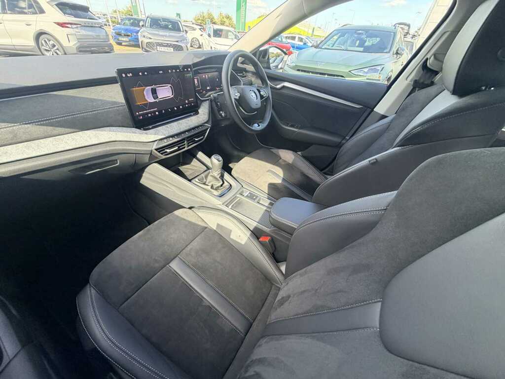 Skoda Octavia 1.5 Tsi 150 Se L FY74AXF Black #2