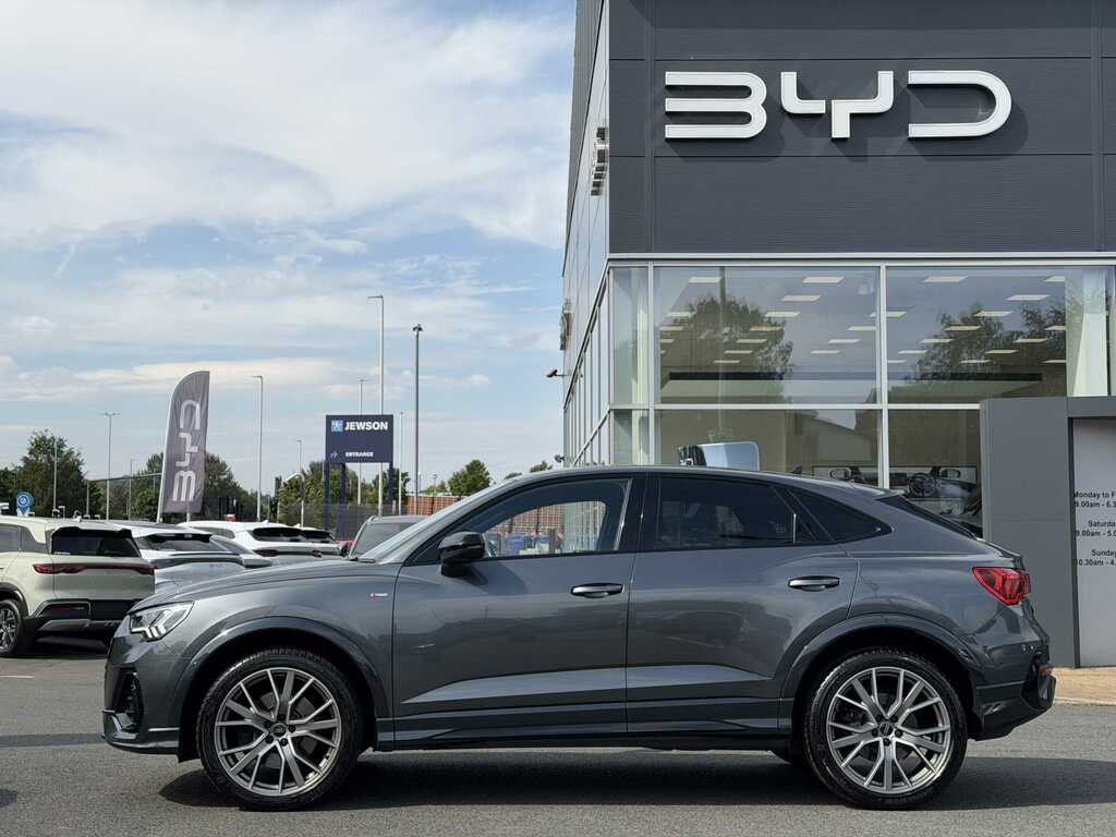 Audi Q3 S Ln Blk Ed 40 Tfsi Qu Grey #3