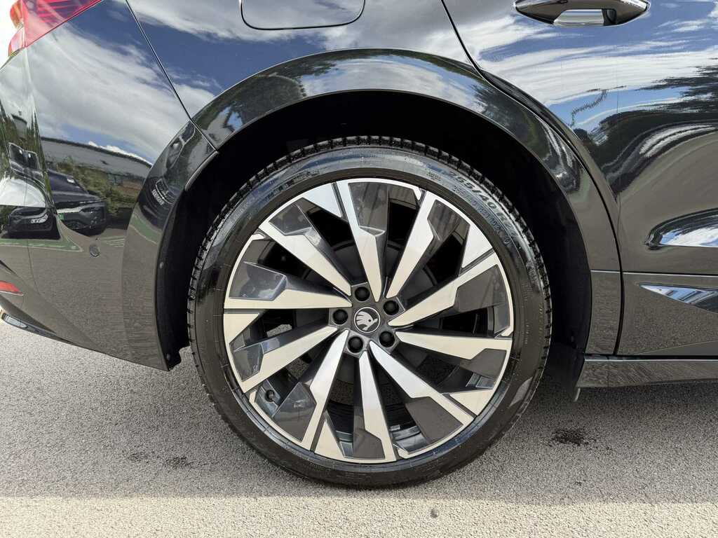 Skoda ENYAQ 210Kw 85X Sportline 82Kwh 4X4 Black #6