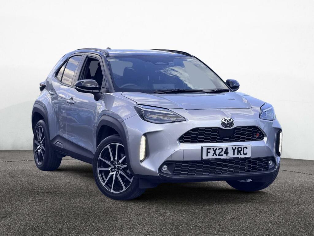 Toyota Yaris Cross 1.5 Hybrid 130 Gr Sport Cvt Silver
