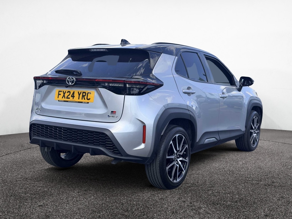Toyota Yaris Cross 1.5 Hybrid 130 Gr Sport Cvt FX24YRC Silver #4