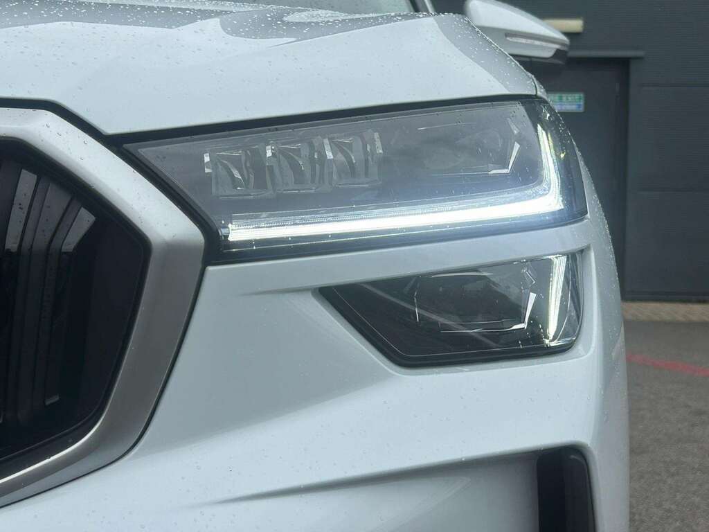 Skoda Kodiaq 1.5 Tsi E-tec Se Dsg 7 Seat White #10
