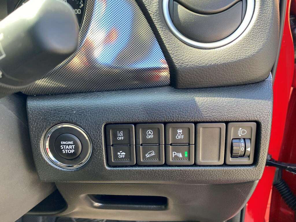 Suzuki Vitara 1.4 Boosterjet Mild Hybrid Ultra - 2025 75 Silver #16