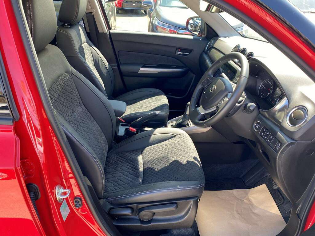 Suzuki Vitara 1.4 Boosterjet Mild Hybrid Ultra - 2025 75 Silver #9