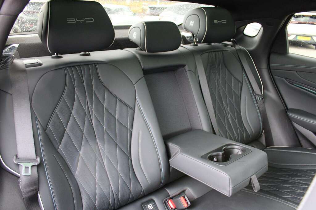 Byd Seal 1.5 10Kwh Boost Estate Plug-in Hybrid C Black #18