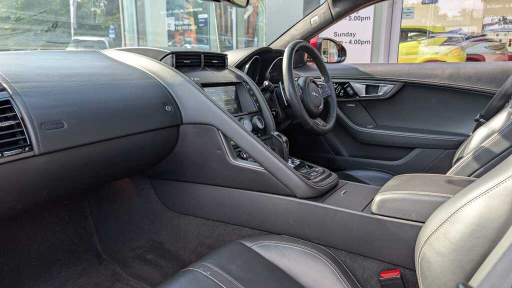 Jaguar F-Type 5.0 Supercharged V8 R Awd Red #2