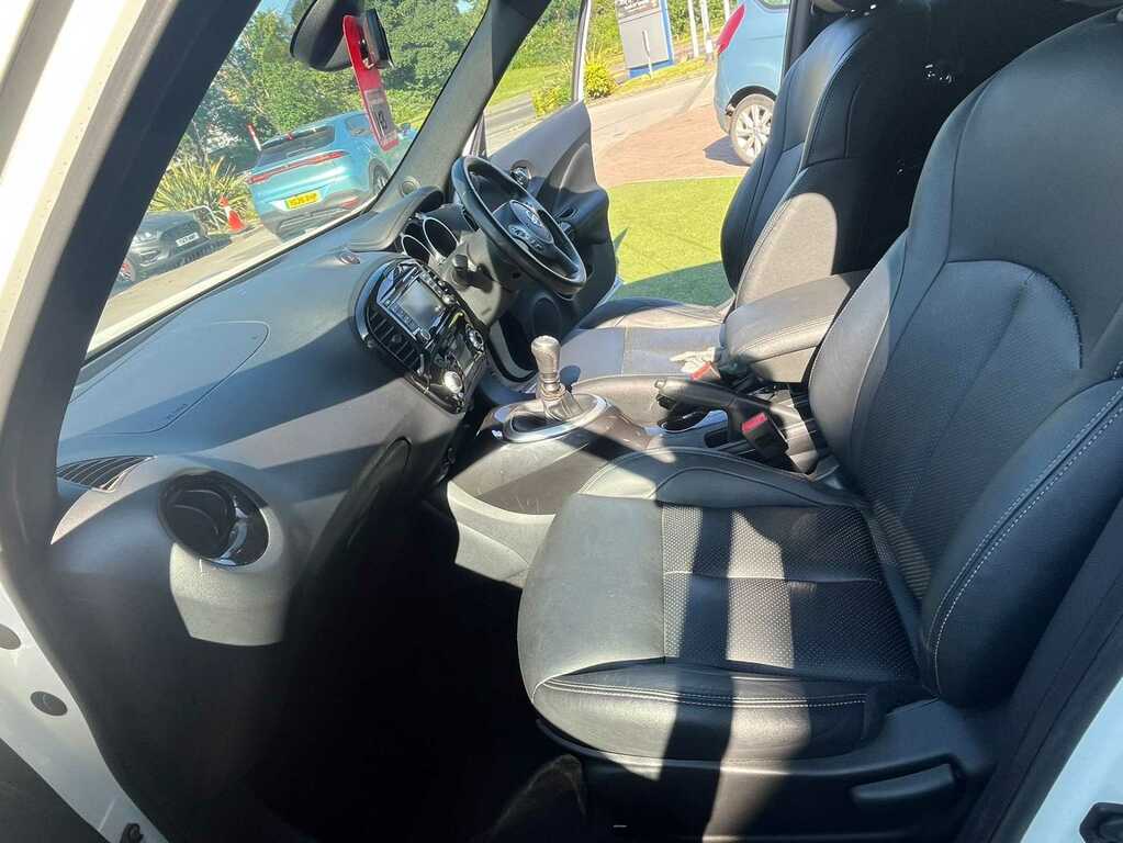 Nissan Juke Nissan Juke 1.6 N-connecta 5Drs Blue #14