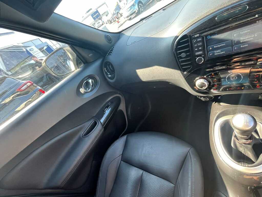 Nissan Juke Nissan Juke 1.6 N-connecta 5Drs Blue #37