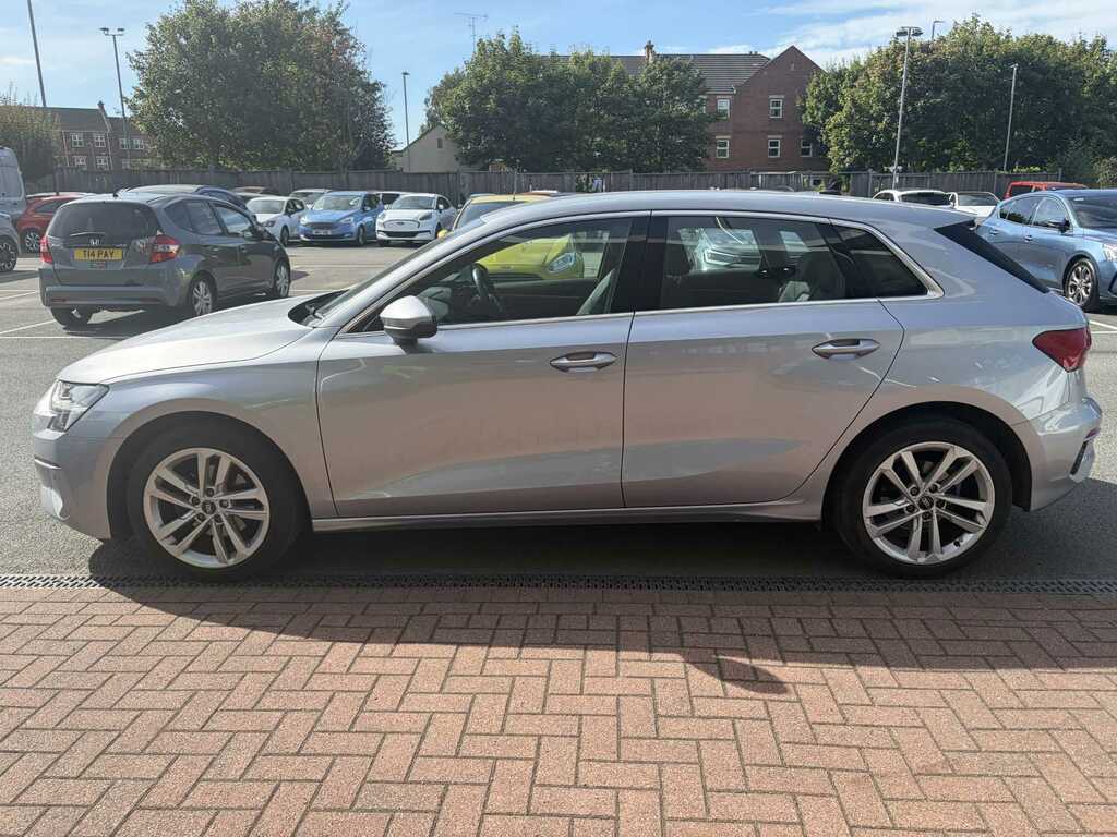 Audi A3 30 Tfsi Sport YD23CSZ Silver #4