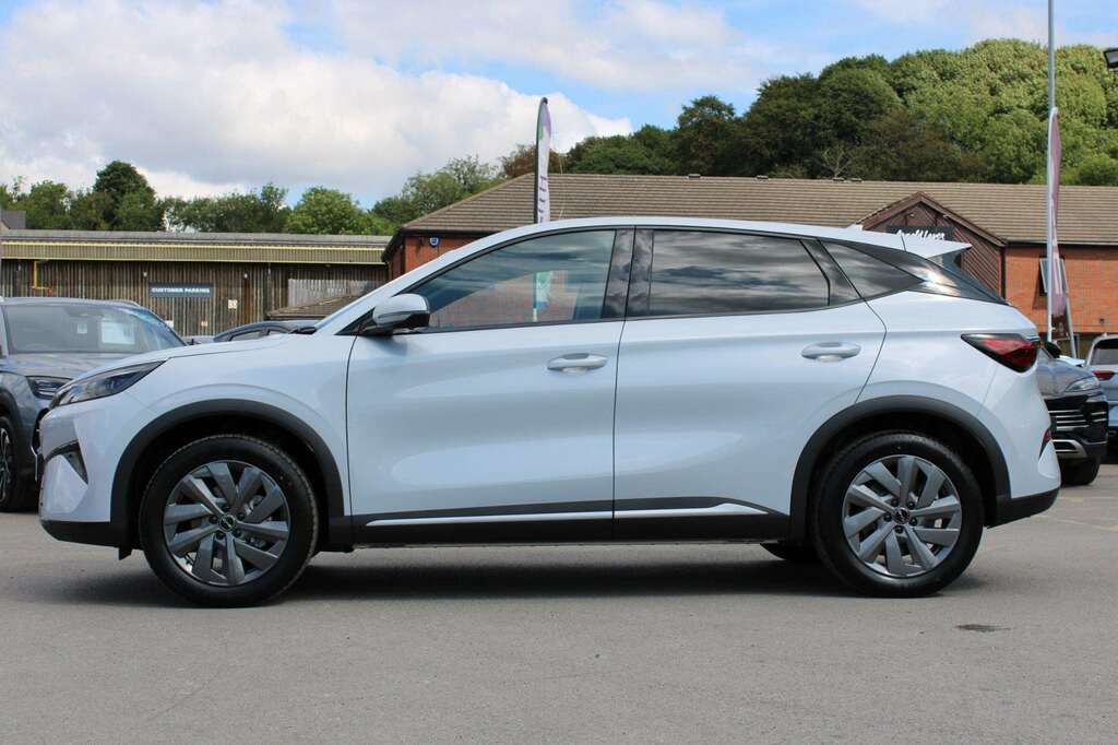 Byd Atto 3 230Kw Design 75Kwh YK26JHG White #4