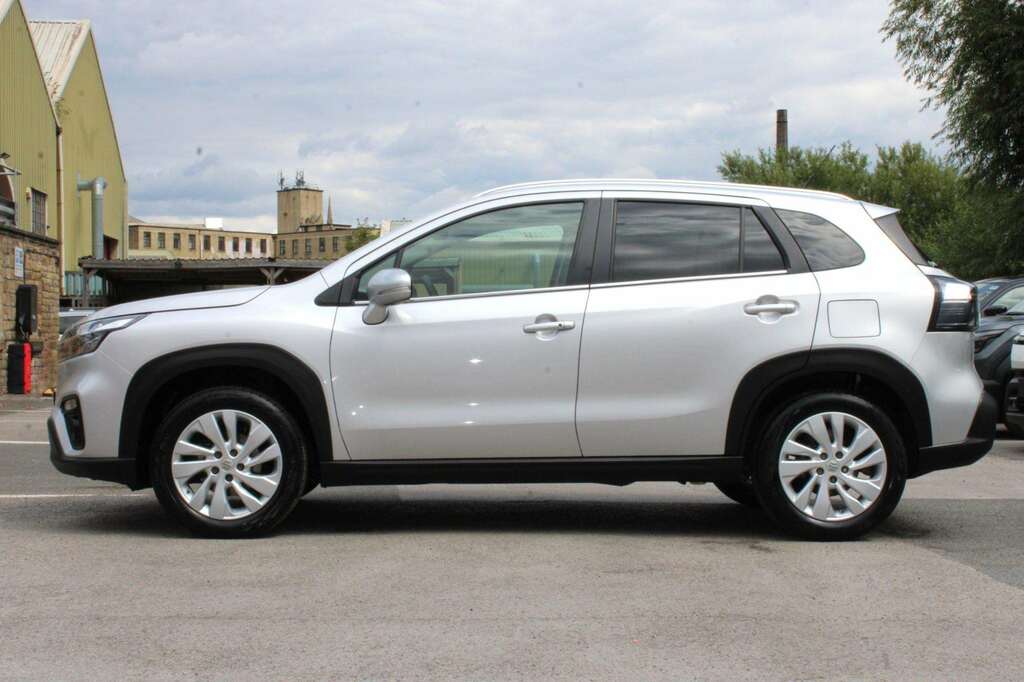 Suzuki S Cross 1.4 Boosterjet 48V Hybrid Motion Silver #4