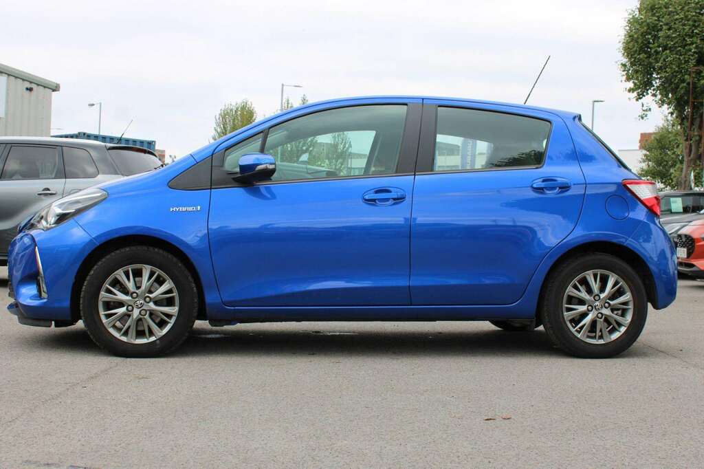 Toyota Yaris 1.5 Hybrid Icon Cvt NJ20ZRG Blue #3