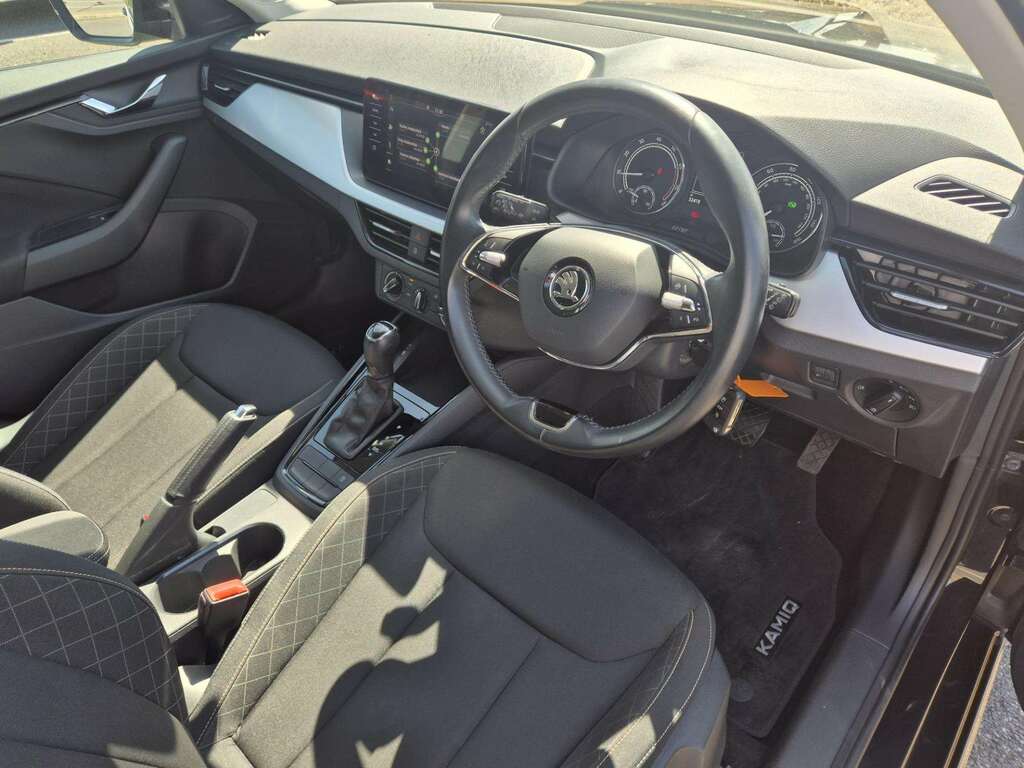 Skoda Kamiq 1.0 Tsi 110 Se Drive Dsg Black #4