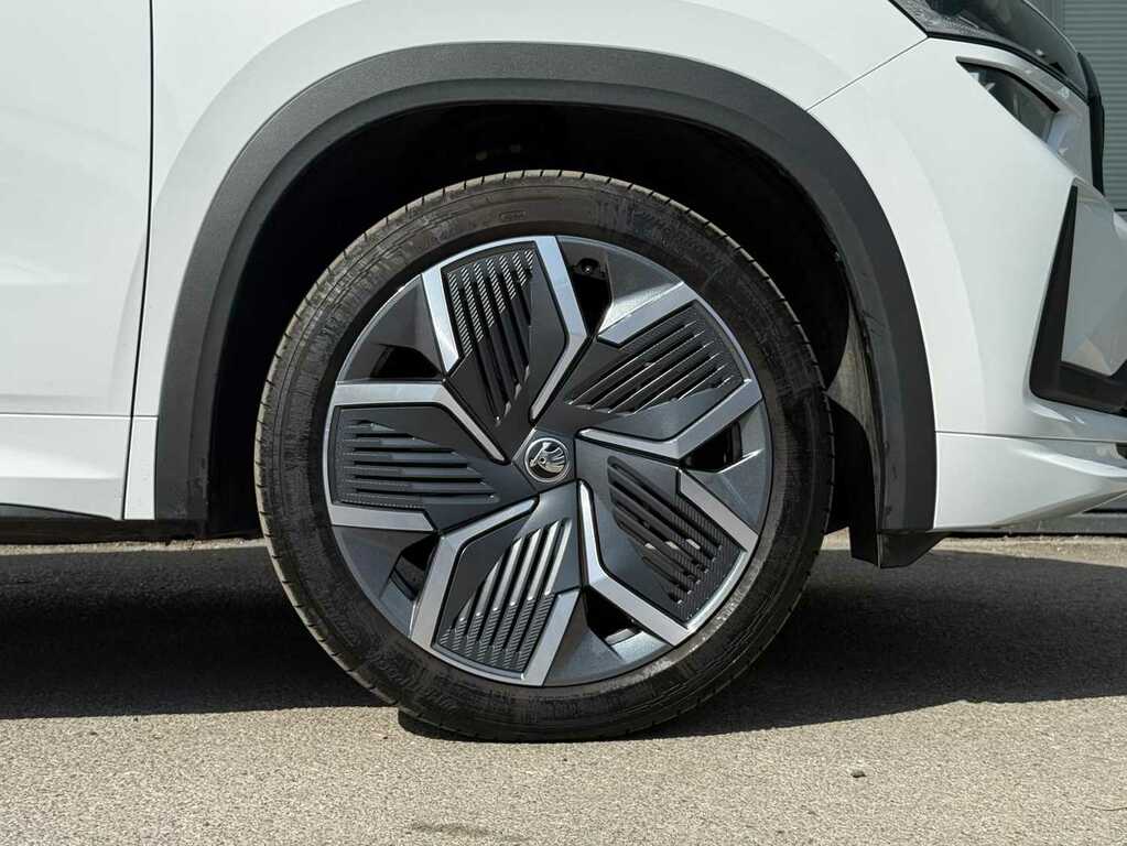 Skoda Kodiaq 1.5 Tsi E-tec Sportline Dsg 7 Seat - 2025 2 Black #23