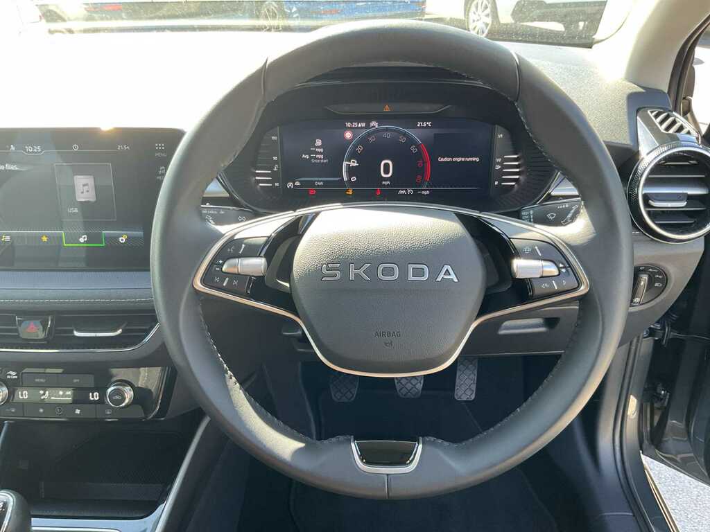 Skoda Fabia Skoda Fabia Monte Carlo Edition 1.5 Tsi 150 Ps Dsg Black #7
