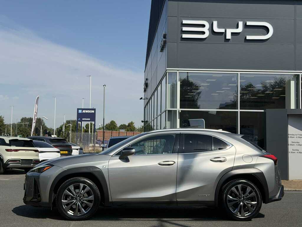 Lexus UX 250H F Sport Cvt Silver #3