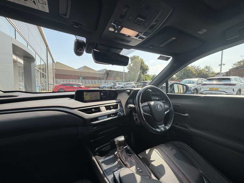 Lexus UX 250H F Sport Cvt Silver #2