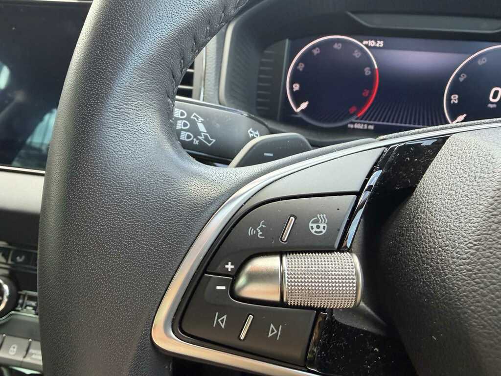 Skoda Karoq Skoda Karoq Se L Edition 1.5 Tsi 150 Ps Dsg Black #26