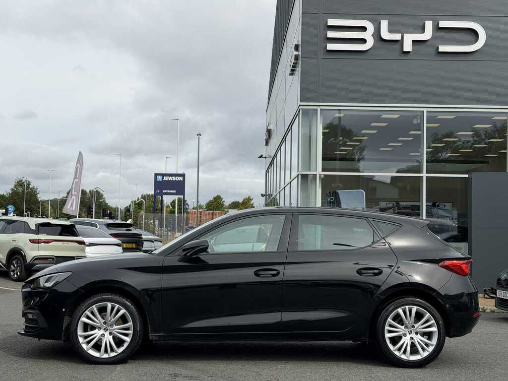 Seat Leon 1.5 Tsi Evo Se Dynamic YS70FZA Black #3