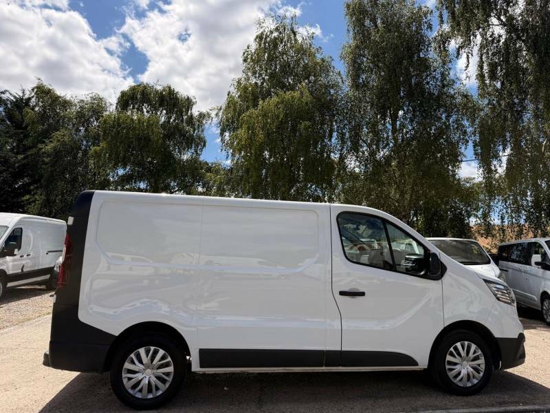 Renault Trafic 2.0 Dci Blue Sl30 Start 130 Swb White #5