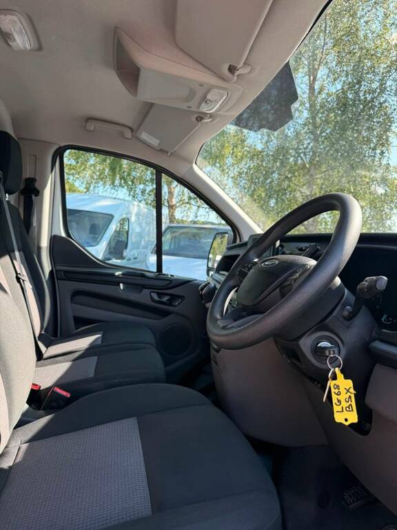 Ford Transit Custom 2.0 270 Trend Lr Pv 104 Bhpsport Kitair Con White #19
