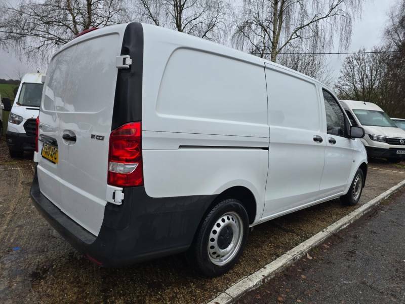 Mercedes-Benz Vito 114 Bluetec Select 9-Seater 7G-tronic Black #9