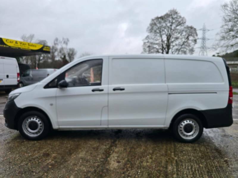 Mercedes-Benz Vito 114 Bluetec Select 9-Seater 7G-tronic Black #7