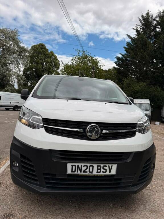 Vauxhall Vivaro 3100 2.0D 120Ps Dynamic H1 Van White #4