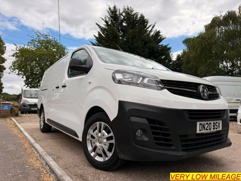 Vauxhall Vivaro 3100 2.0D 120Ps Dynamic H1 Van White #3