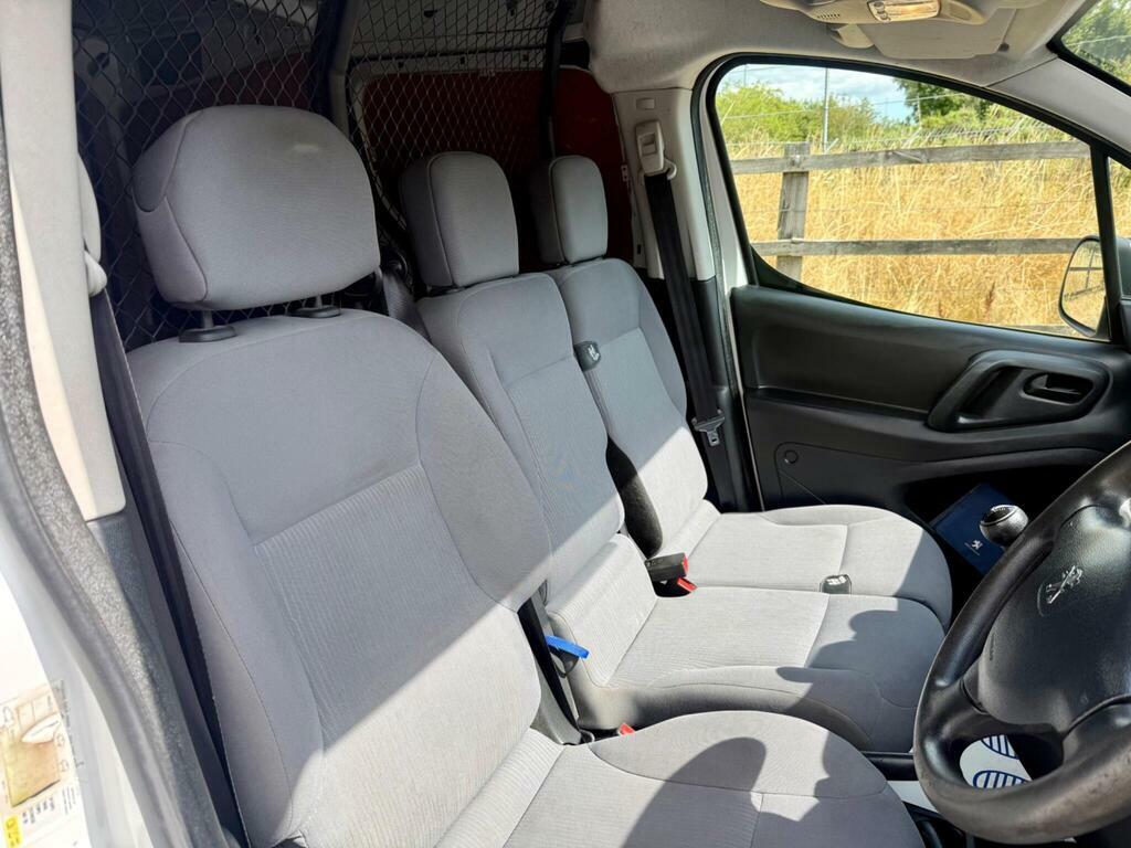 Peugeot Partner 850 Se 1.6 Hdi 92 Van Atv Silver #13