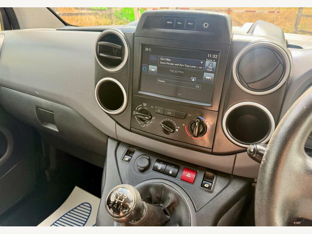 Peugeot Partner 850 Se 1.6 Hdi 92 Van Atv Silver #11