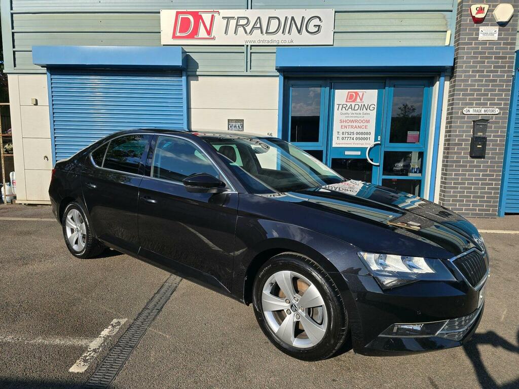 Skoda Superb Hatchback 2.0 Tdi Se Technology Euro 6 Ss Black