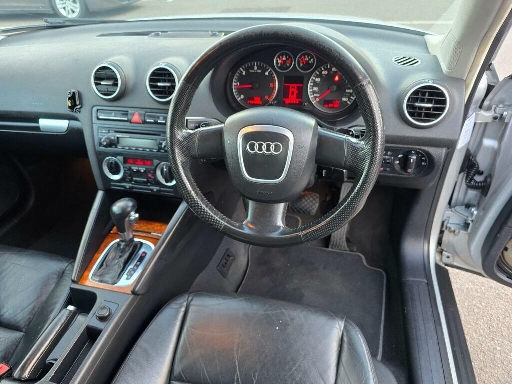 Audi A3 2.0 Tdi Se Sportback Dsg Silver #4