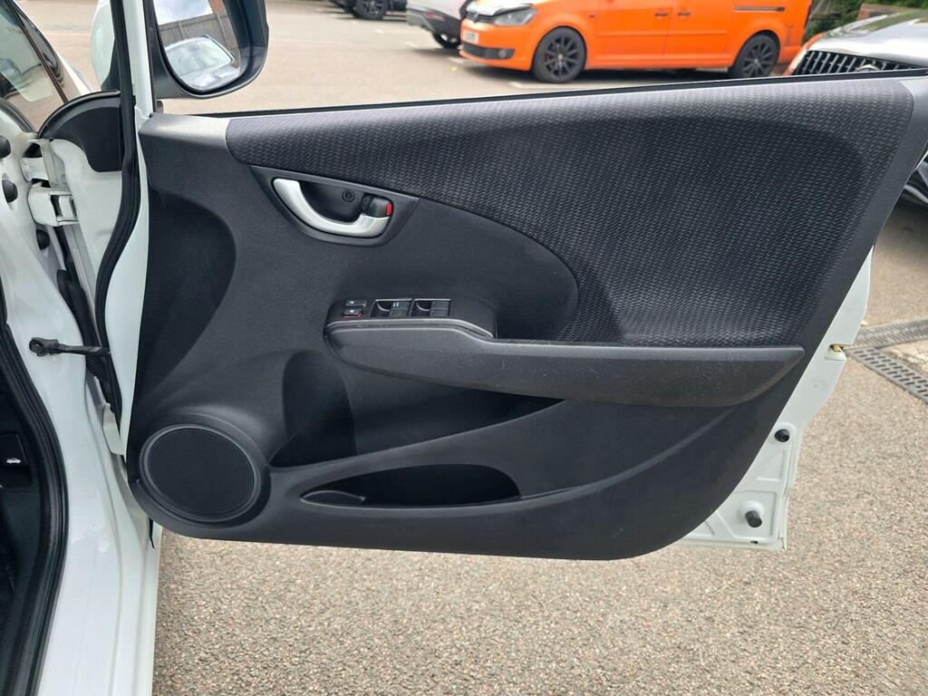 Honda Jazz 1.4 I-vtec Es Cvt Euro 5 Grey #26